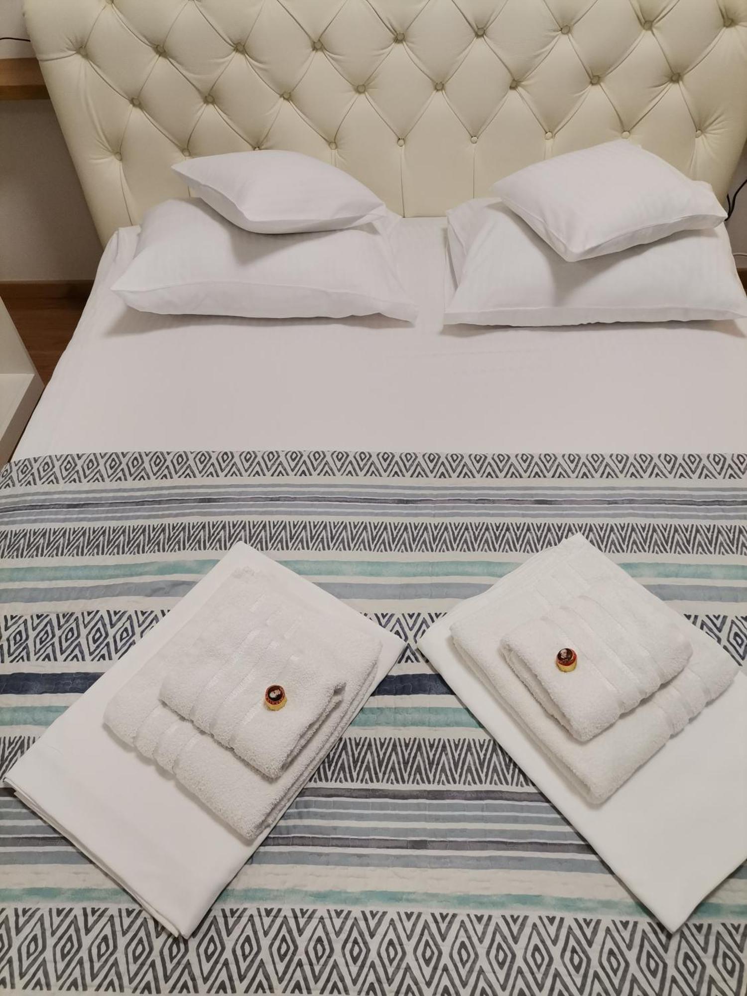 Pupin Palata Business Apartman B5 Нови Сад Стая снимка