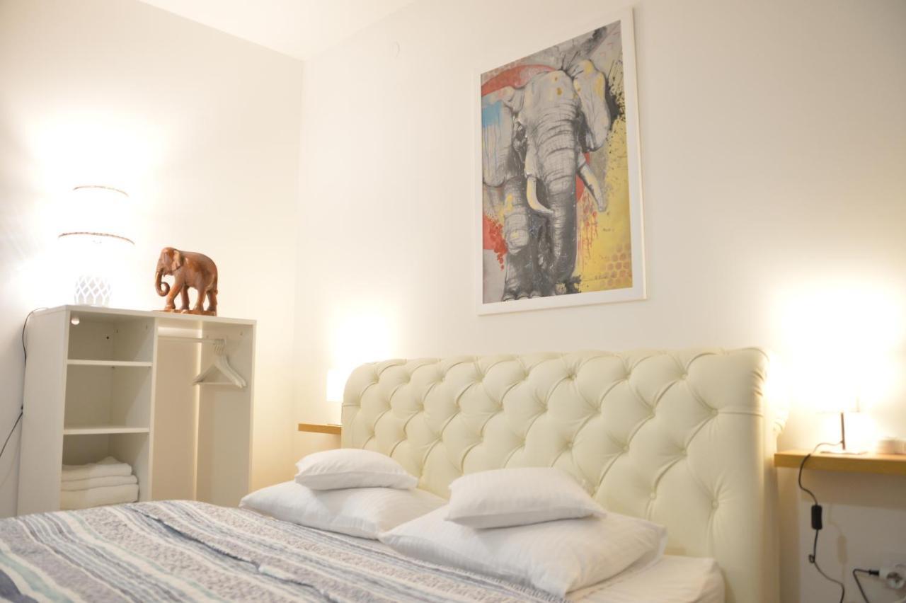 Pupin Palata Business Apartman B5 Нови Сад Екстериор снимка