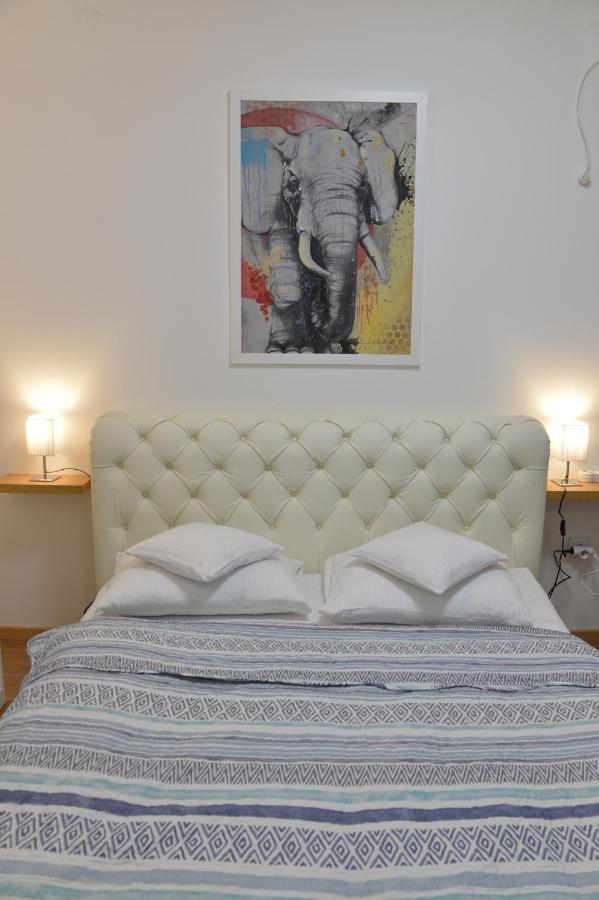 Pupin Palata Business Apartman B5 Нови Сад Екстериор снимка
